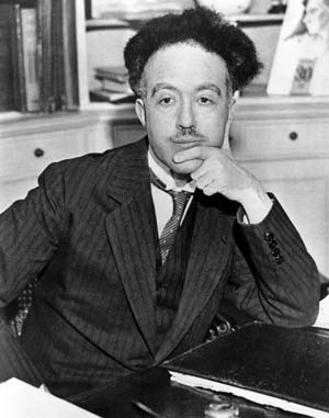 File:Louis de Broglie.jpg
