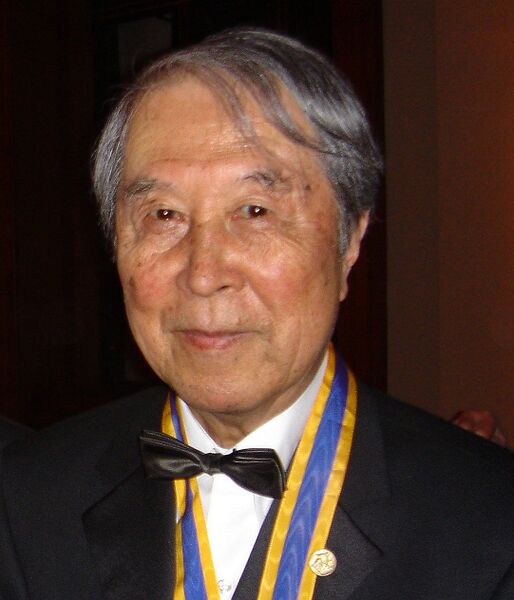 File:Yoichiro Nambu.jpg