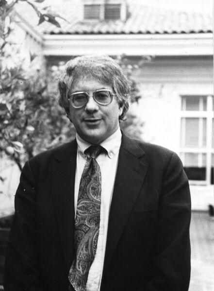 File:Sheldon Glashow.jpg