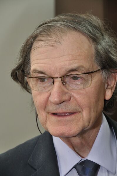 File:Roger Penrose.jpg