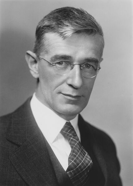 File:Vannevar Bush.jpg